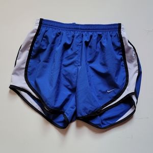 Nike running dri-fit shorts kids small @A8